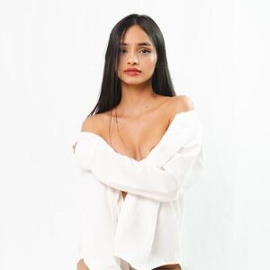 mfc Hanna_botero1 webcam profile pic via watchgirlcam.com