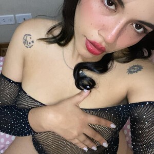 mfc Zoeysoda webcam profile pic via cam-performer.com