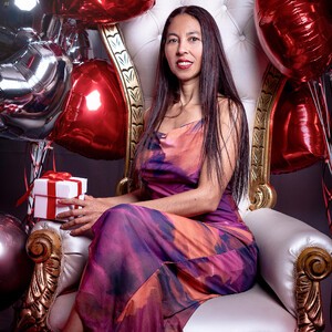 mfc RosalindaCor webcam profile pic via bestlivesexchat.com