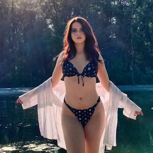 mfc Lttllredhairr webcam profile pic via cheapadultsexcams.com