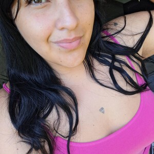 mfc KrisKaboom webcam profile pic via sexlivecamsites.com