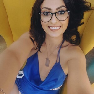 mfc LisaCroft webcam profile pic via mega-camsex.com