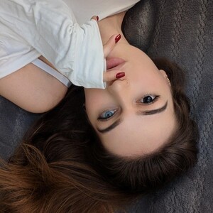 mfc Savannah_P webcam profile pic via pornsexycams.com