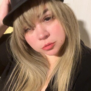 mfc Allegraferra webcam profile pic via iluvcams.com