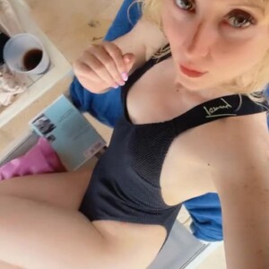 mfc MauveXQuinzel webcam profile pic via pornsexycams.com