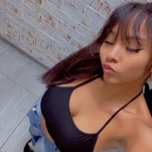 mfc LuxeJade_xoxo webcam profile pic via sexchat-joy.com