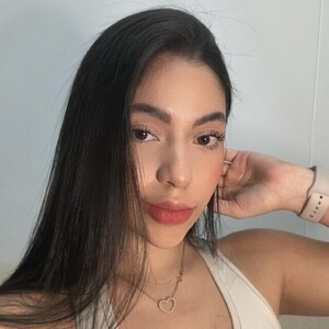 mfc Dulcesmall_ webcam profile pic via pornsexycams.com