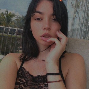 mfc Cristal26 webcam profile pic via pornsexycams.com
