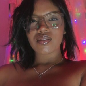 mfc Soymaria_ webcam profile pic via myliveeroticcams.com