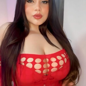 mfc Lara_rose1 webcam profile pic via pornsexycams.com