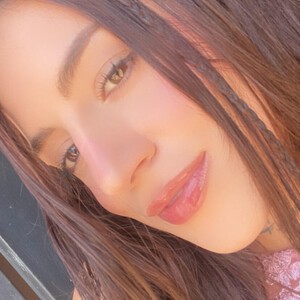 webcam-sexe.net Nikyastark livesex profile in petite brunette cams