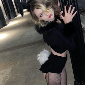 newporncams.com Moncherie livesex profile in slim cams