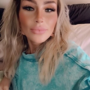 mfc KashRoux webcam profile pic via sleekcams.com