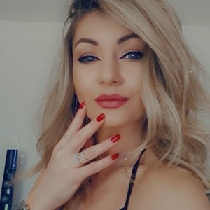 L_Y_D's MyFreeCams show and profile