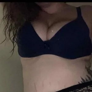 Blueleigh99 from jerkmate
