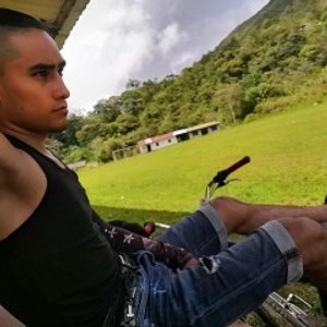 PeteGould Live Cam