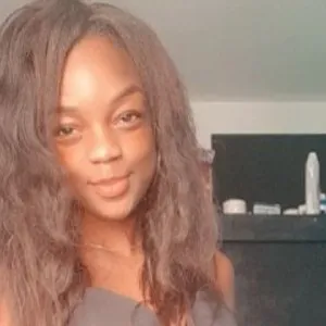 miaEbonyx18 from jerkmate