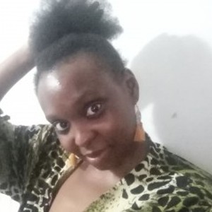 ElegantDee's profile picture