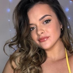 NaughtyElleUK's profile picture