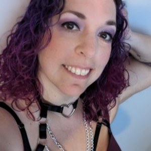 MistressNeonMarie's chat room