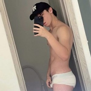 HarryBrown2324 Live Cam