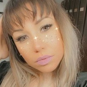 streamate KylieSolo webcam profile pic via glamcambabes.com