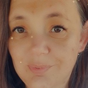 CurvyClare's profile picture