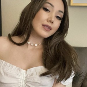 Camgirl is actually offline