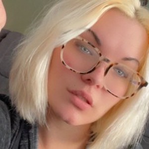 MonaSparksXO's profile picture