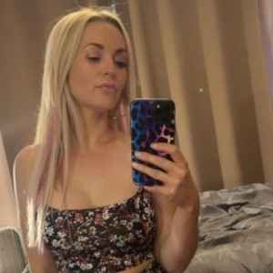 BlondeBabeXX69's profile picture