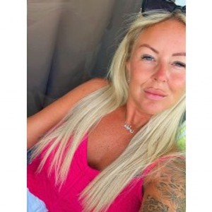 AngelaMariexoxo's profile picture