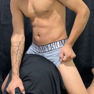 ThiagoSex22 Live Cam