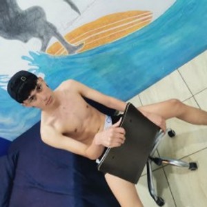 SterlingFoxx Live Cam