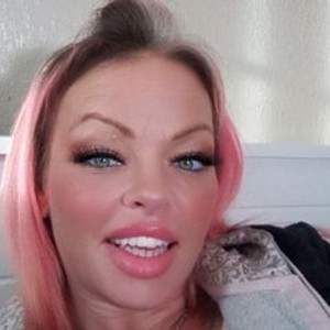 streamate RileyRaeRhoads webcam profile pic via cam-performer.com