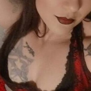 streamate TattedBabe121 webcam profile pic via bestlivesexchat.com