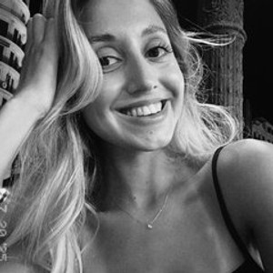 bestlivesexchat.com ChloeMatis livesex profile in flexible cams