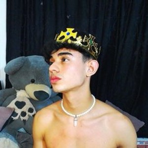 Cam boy ur_snack