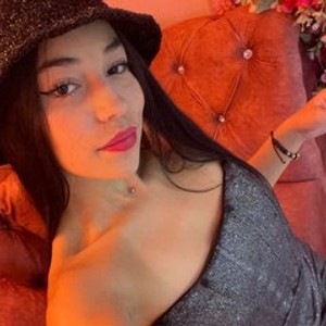 Cam Girl ValeeryStrongg