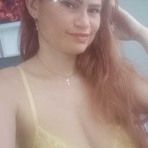 streamate Emilynova33 webcam profile pic via iluvcams.com