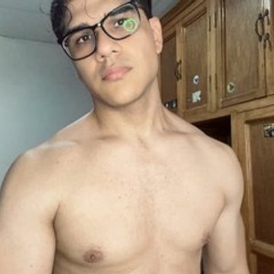 Cam boy Dominick_Thomsonn