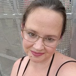 streamate JustJen4Now webcam profile pic via cam-performer.com