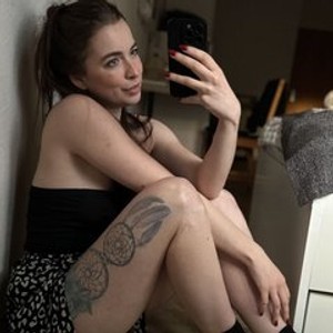 streamate Kissykyliexx webcam profile pic via amateursex-livecam.com