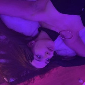 streamate MiaBliss18 webcam profile pic via amateursex-livecam.com