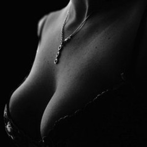 streamate PamelaPricee webcam profile pic via amateursex-livecam.com