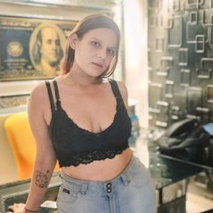 Visit kimmyssweets Room