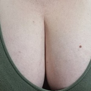 streamate ShyGirlDaisy42 webcam profile pic via amateursex-livecam.com