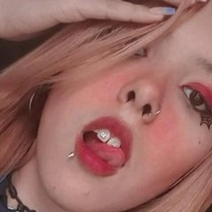 free anonymous chat Sofieecutee