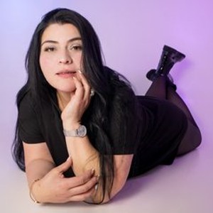 streamate MiaValmont webcam profile pic via glamcambabes.com