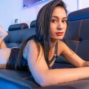 streamate Emmaarelling webcam profile pic via watchgirlcam.com