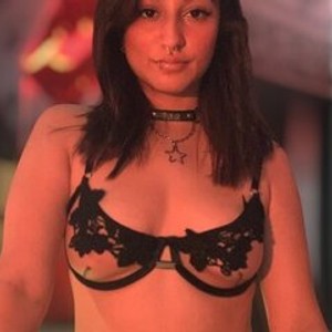 streamate GabrielaKassi webcam profile pic via cam-performer.com